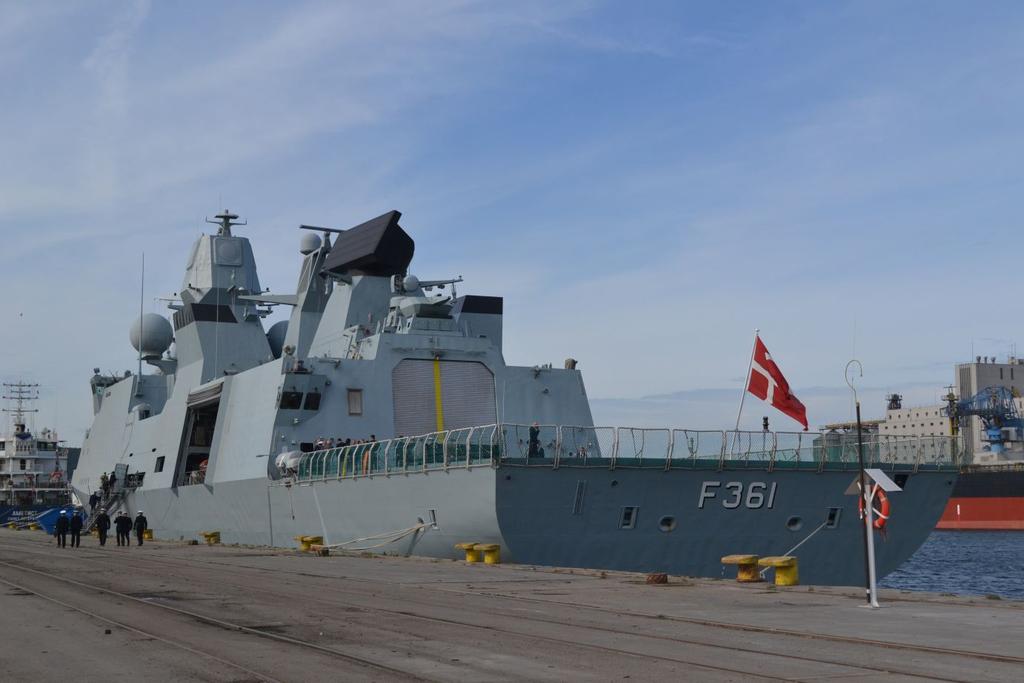 Fregata HDMS Iver Huitfeldt w porcie Gdynia. Fot. M.