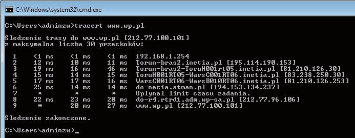 Polecenie tracert może pokazać drogę pakietów, którą pokonują od hosta do serwera o określonym adresie IP lub URL.