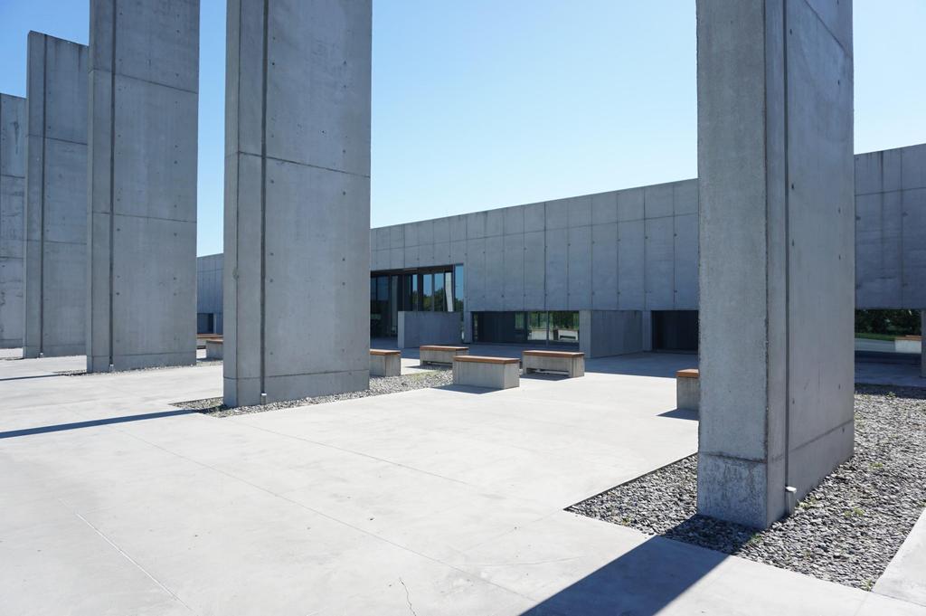 Lubelski Park Naukowo-Technologiczny S.A. www.lpnt.pl LPNT od lat angażuje się w działania popularyzujące naukę programowania wśród dzieci.