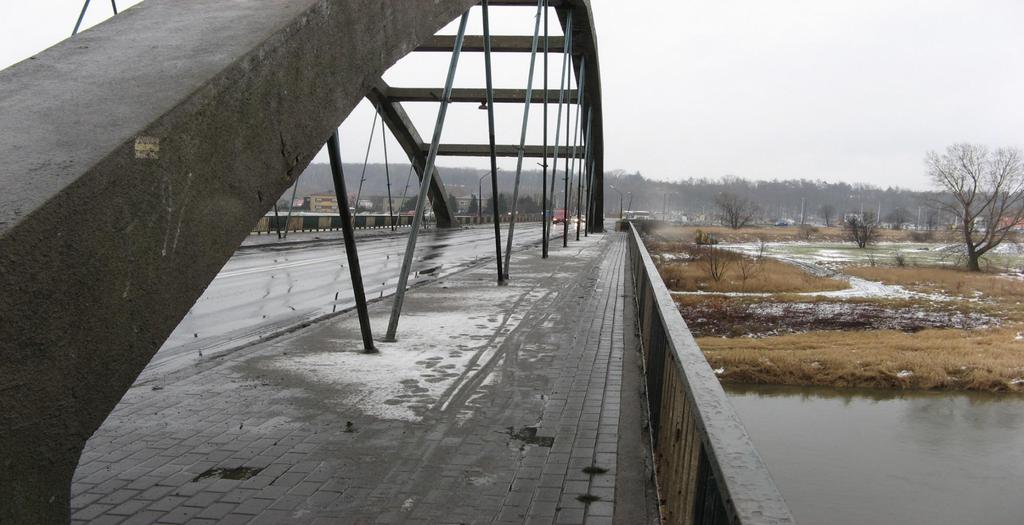 Stan nawierzchni mostu w Raciborzu przed remontem -