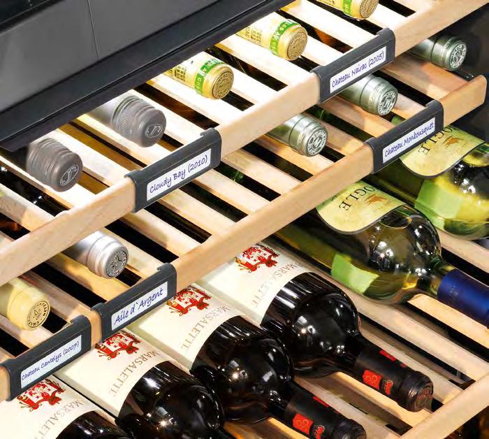 Koncepcja Side-by-Side umożliwia łączenie chłodziarek, zamrażarek oraz chłodziarek do wina według indywidualnych potrzeb.