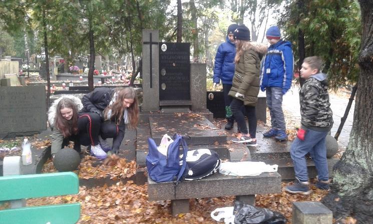 Zapaliliśmy symboliczne światełko i pokazaliśmy, ze pamięć o tych Ludziach i ich