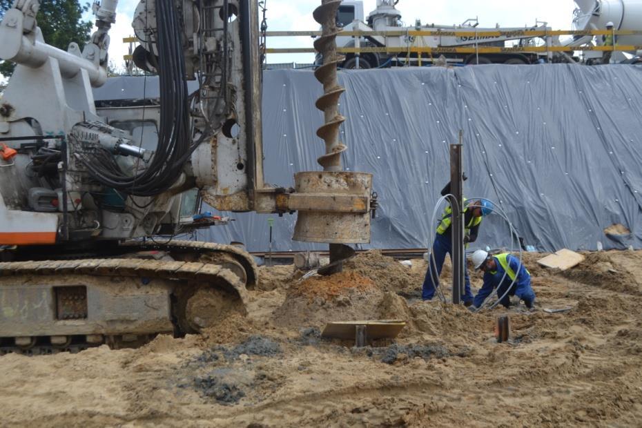 Geothermal drilling energy piles