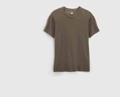 ROLY 2019 59 6554 BEAGLE INFO PAG.314 P.78 01 58 46 02 87 03 31 60 57 48 78 71 10 12 43 05 ESSENTIAL ESSENTIAL T-SHIRT FOR YOUR WARDROBE. VERSATILE AND MADE FROM TUBULAR FABRIC. PAG.19 86 55 56 20 114 83 100% cotton, single jersey, 155 gsm S M L XL 2XL 3XL 4XL 1/2 3/4 5/6 7/8 9/10 11/12 5 100 6502 DOGO PREMIUM INFO PAG.