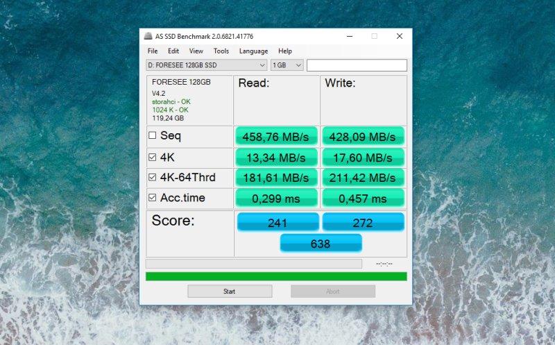 Nie można za to narzekać na działanie modułu Wi-Fi. W komputerze zastosowano kartę sieciową Intel Dual Band Wireless-AC 3165 obsługującą łączność 802.