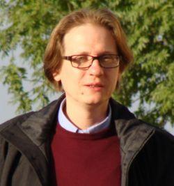 Piotr Leszczyński Piotr Leszczyński, urodzony w 1974 roku, historyk, sekretarz redakcji i wydawca kwartalnika Przegląd Polityczny ; od 2008 prezes