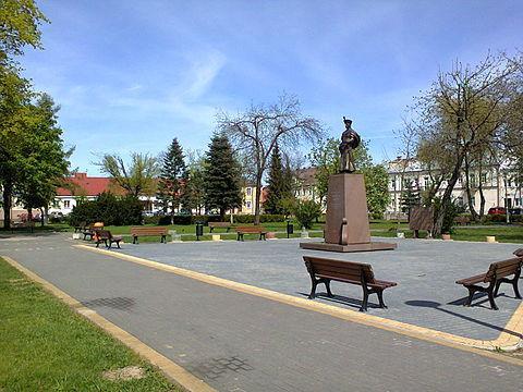 10 Barokowa poczta w Szczuczynie ( z lewej), Rys 11 Budynek Muzeum Pożarnictwa ( w środku), Rys 12 Zabytkowy układ centrum Szczuczyna ( z prawej) Źródło Urząd Miejski w Szczuczynie WYNIKI WARSZTATÓW