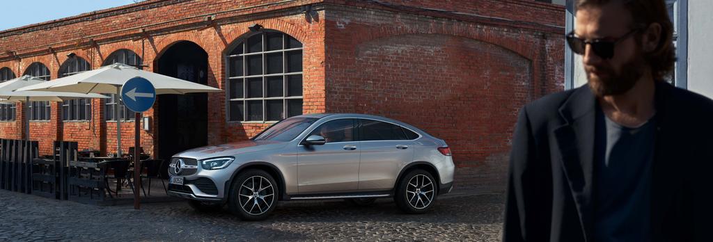 Więcej niż SUV. Więcej niż coupé. Więcej niż kiedykolwiek wcześniej. Istnieją osobowości, które wyróżniają się już od pierwszego momentu.