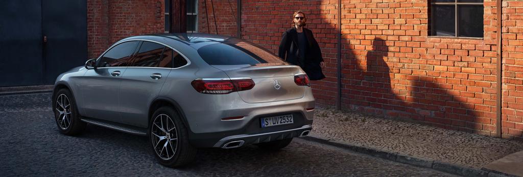 Przyciąga z każdym spojrzeniem. Sportowy jak nigdy dotąd wygląd nowego GLC Coupé przyciąga wzrok.