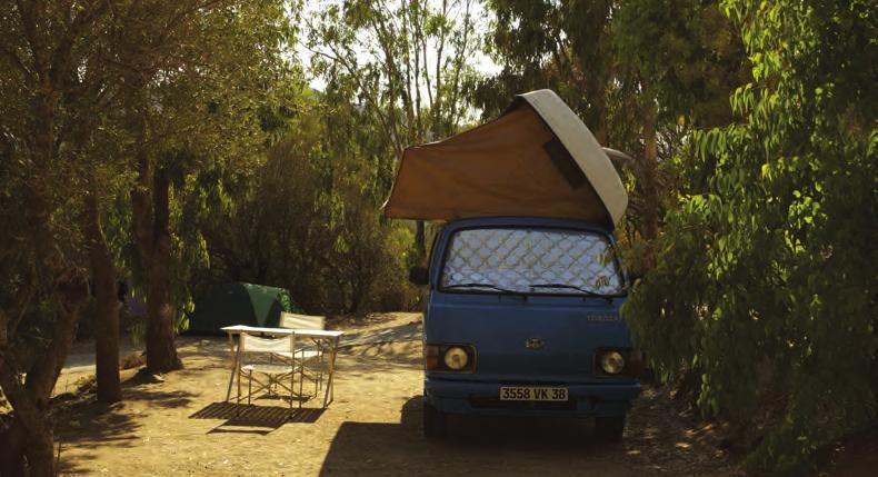 > Camping < WARUNKI POBYTU ZAMELDOWANIE I WYMELDOWANIE: doba na kempingu rozpoczyna się o godzi.12.00 a kończy o godzi. 10.00 w dniu wyjazdu.