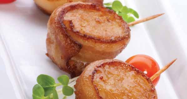 1lb scallops ½ tsp of salad oil ¼ cup of lemon juice 1 tsp of salt ¼ tsp of pepper ½ lb sliced bacon paprika Note: If your bacon is relatively fat, pre-cook it slightly before wrapping it around the