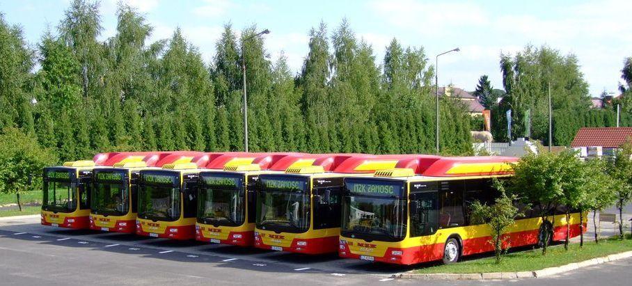 inwestowania w ekologiczne i oszczędne autobusy - Pogłębienie deficytu finansowego transportu publicznego Społeczność miast Wycofanie autobusów CNG to: - Zwiększenie