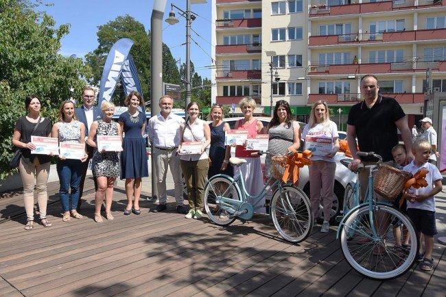Rozliczyli PIT w Gdyni zgarnęli nagrody Za nami Wielki Finał loterii Rozlicz PIT w Gdyni. Szczęśliwcy, którzy wygrali, odebrali już swoje nagrody.