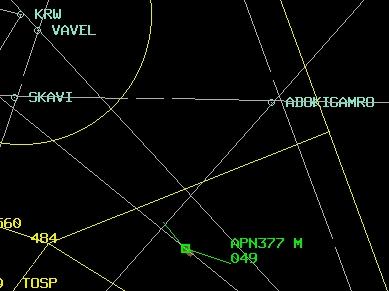 7 NM od granicy poziomej przestrzeni LTMA i jest w trakcie dalszego zniżania, lecąc na wysokości bezwzględnej 5400 ft. O godz. 10.53.