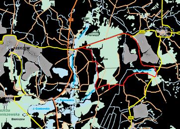 Na skrzyżowaniu skręcamy w lewo. Po prawie 2 km dojeżdżamy do drogi Ślesin Sompolno w Półwiosku Lubstowskim.