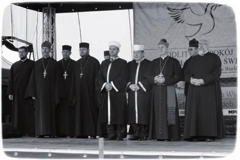 88 I. ARTYKUŁY I ROZPRAWY Kapłani różnych wyznań