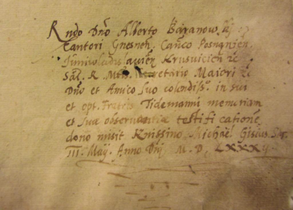 54 Michał Bartoszak Kolejnym woluminem podarowanym przyszłemu prymasowi jest praca Adriani Tvrnebi Adversariorvm Tomi III.