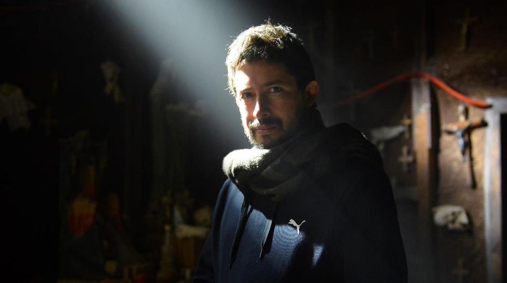 EMILIO PORTES Reżyser i współautor scenariusza Studiował reżyserię w Cetro de Capacitación CInemátografica w Meksyku.