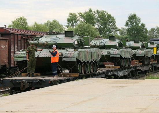 Konfrontacja rosyjskich czołgów z chińskimi w czasie