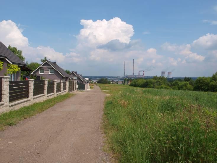 Fot. 1 Teren nr 1, widok od strony wschodniej, ul.