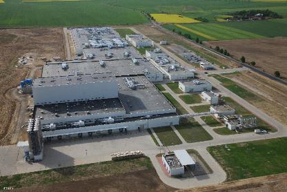 Przemysłowe zakłady produkcyjne hale magazynowe i centra logistyczne