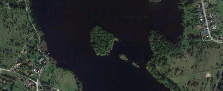 Analogiczna forma na jeziorze Salino Pierwsze informacje dotyczące Salina pochodzą z XII wieku. W tym czasie na wyspie jeziora Salino znajdował się gród należący do kasztelaniibiałogrodzkiej.