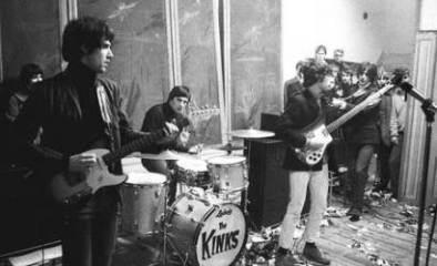 The Kinks - All Day and All of the Night, 1964 Jednak dla Ameryki w połowie lat 60-tych wersja Cool Britannia prezentowana przez Kinksów była o jeden most za daleko zagmatwany melanż robotniczej