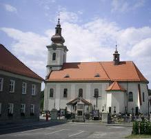 części RÓŻAŃCA odmawiane były za Polskę, a kolejne dwie części za Świat. III tajemnica części radosnej odmawiana była na żywo na antenie RADIA MARYJA. Kościół p.w. Wniebowzięcia NMP w Zebrzydowicach był jednym z 26 kościołów stacyjnych przy granicy z Czechami i Słowacją, które uczestniczyły w ogólnopolskiej akcji modlitewnej.