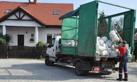 szkło bezbarwne i kolorowe w zabudowie wielorodzinnej.