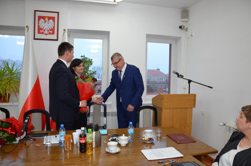 kadencję.