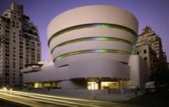Architekt przed przystąpieniem do projektowania musi poznać otoczenie (rynkowe) inwestycji, gust inwestora i upodobania społeczności, gdzie inwestycja będzie realizowana.