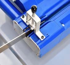 Centrowanie ostrza Maszyna posiada system centrowania ostrza noża ( R.P.S.). DO 10 000 SZT.