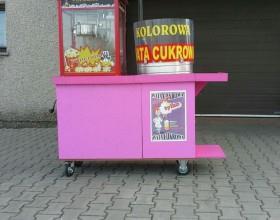 Wata Cukrowa i Popcorn Impreza plenerowa bez waty cukrowej i popcornu? To niemożliwe!!! Wata Cukrowa i Popcorn bezsprzecznie kojarzą się nam z dzieciostwem ich smaki i kolory są niezapomniane!