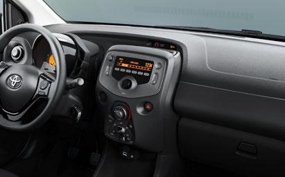 przeciwmgielne System multimedialny Toyota x-touch z kolorowym ekranem dotykowym (7") Przyciemniane szyby tylne Interfejs Android Auto Interfejs Apple CarPlay Pozostałe pakiety wyposażenia x x-play