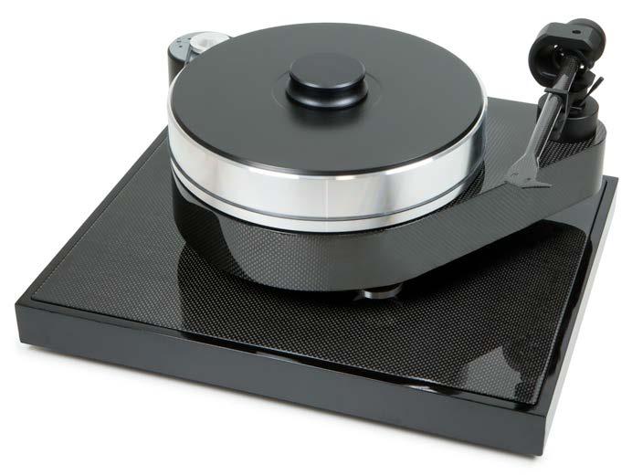 RPM 9 Carbon Cena 9990 zł, wersja bez wkładki 8990 zł Gramofon analogowy z silnikiem synchronicznym umieszczonym niezależnie po za bazą gramofonu oraz napędem paskowym.