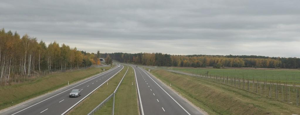 Fot.1 Droga krajowa S7 w