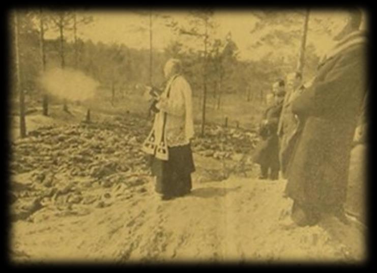 masowe groby zamordowanych przez NKWD polskich oficerów.