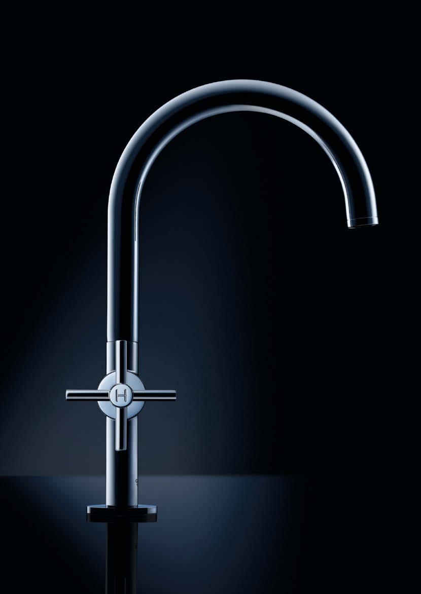 GROHE ATRIO DESIGN STORY CZYSTA, PONADCZASOWA GEOMETRIA Wyobraź sobie okrąg, najbardziej elementarną i naturalną z figur geometrycznych.