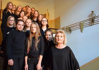 KATEGORIA C CHÓRY MŁODZIEŻOWE CATEGORY C YOUTH CHOIRS C BIRZAI YOUTH CHOIR (Birże / Birzai, Litwa / Lithuania) dyrygent / conductor: Viktorija