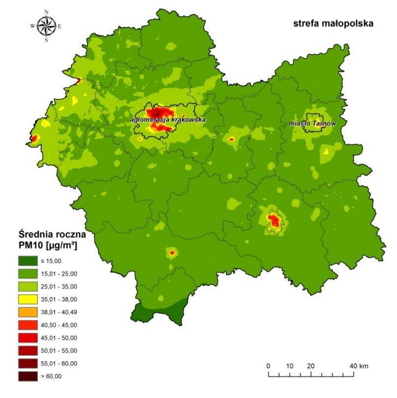 Rysunek 6. Rozkład stężeń pyłu zawieszonego PM10 stężenia roczne (wyniki modelowania CALPUFF z uwzględnieniem wyników pomiarów) Źródło: Ocena jakości powietrza w województwie małopolskim w 2017 roku.