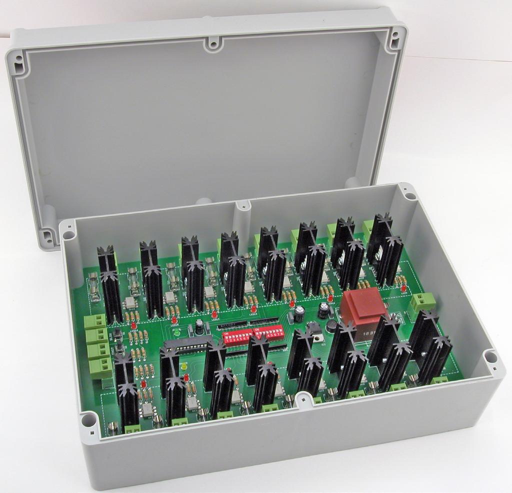 Programowany, -kanałowy sterownik 0 V RES V 0 IC PC(/RESET) AREF AVCC PC0(ADC0) PC(ADC) PC(ADC) PC(ADC) PC(ADC/SD A) PC(ADC/SCL) CH CH CH CH CH CH S PB(XTAL/TOSC) 0 PB(XTAL/TOSC) VCC PD0(RXD) PD(