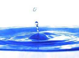 4.I.0 Płyny Płyn w odróŝnieniu od ciała stałego to substancja zdolna do rzeływu.