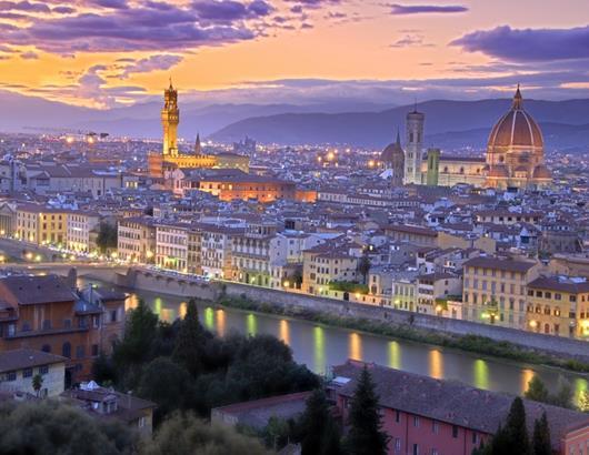 Dzień 4 Śniadanie w hotelu. Wjazd na całodniowe zwiedzanie Florencji miasta Medyceuszy i stolicy Toskanii. Warto pamiętać, że Florencja, to nie jest miasto z zabytkami.