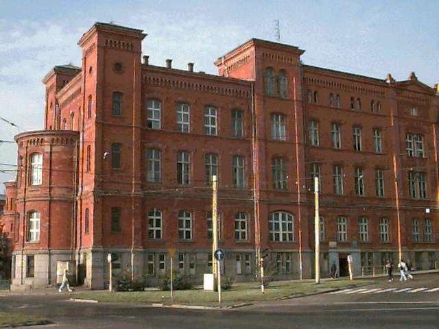 Przedmiot wynajmu: - Szczecin, Dworcowa 20A LOKAL UŻYTKOWY Niewyodrębniony lokal użytkowy o charakterze biurowym o łącznej powierzchni użytkowej 477,58 m 2, usytuowany na II piętrze w nieruchomości