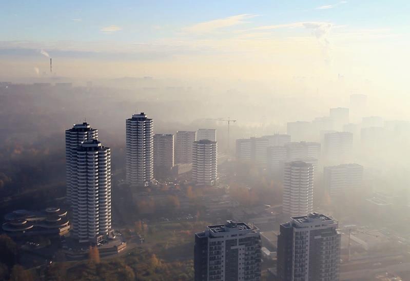 Ochrona powietrza atmosferycznego Priorytetowym zadaniem dla miasta Katowice na dzień dzisiejszy jest walka ze