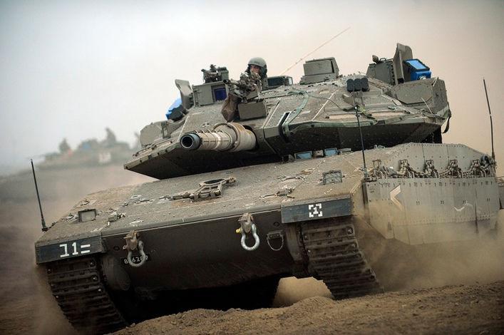 Podobnie jak ostatnie wersje Leoparda 2, nowsze warianty czołgów Abrams charakteryzują się wysokim poziomem ochrony wnętrza przeciwko pociskom podkalibrowym i kumulacyjnym.
