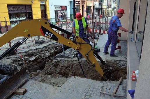 położonych w obrębie Parku Lubomirskich. W ramach tej inwestycji wybudowano 476 m.b. sieci ciepłowniczej oraz 3 węzły cieplne, w tym dwa 2-funkcyjne i jeden 3-funkcyjny.