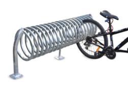 Pojemność długość całkowita od podłoża materiały sposób montażu STOJAK ROWEROWY Stojak przeznaczony na 5 rowerów 150-160 cm 65-75 cm Stojak wykonany z profila ocynkowanego ogniowo (ocynk ogniowy