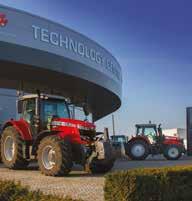 8700 S Zakres mocy ciągników 75 400 KM 925 000+ ciągników Massey Ferguson wyprodukowanych od oficjalnego otwarcia Beauvais 1 22 listopada 1960 r.