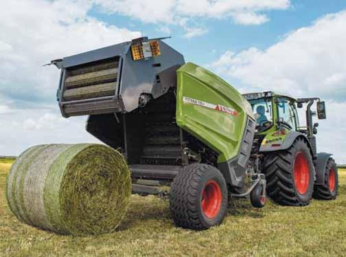 Pokazy maszyn Zestaw 3 Prasa zwijająca stalokomorowa Fendt Rotana 130F XTRA + Ciągnik Fendt 516 Vario Wystawca: Agronom Sp. z o.o. Prasa stałokomorowa Fendt Rotana 130F Xtra.